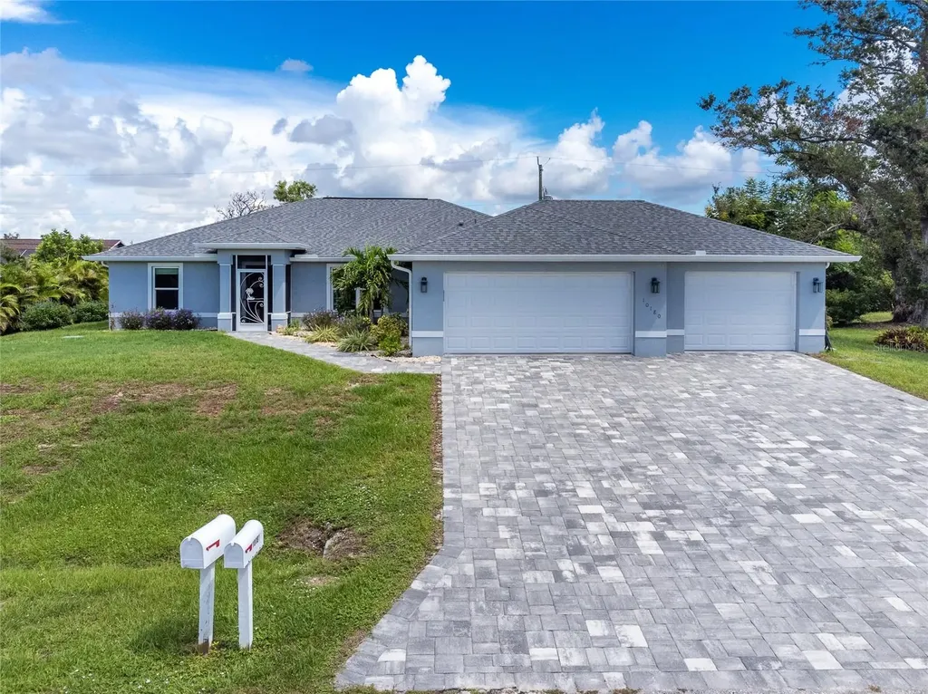 10180 Asbury Avenue Englewood FL 34224