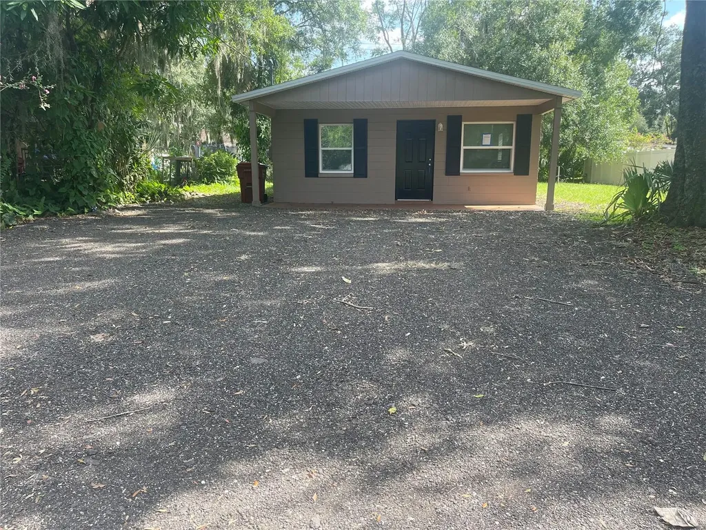1105 E Ohio Street Plant City FL 33563