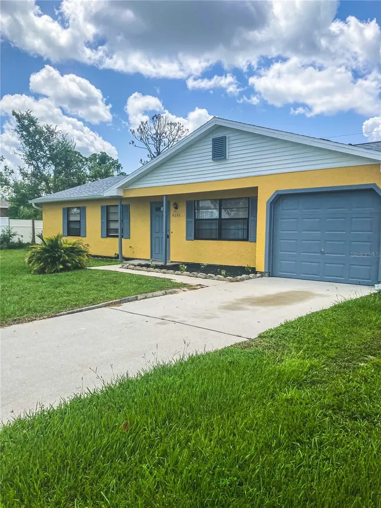 6181 Myrtlewood Road North Port FL 34287