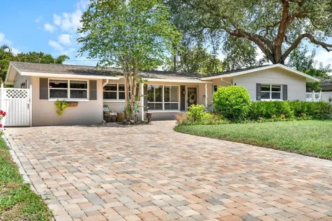 4607 W Clifford Street Tampa FL 33611