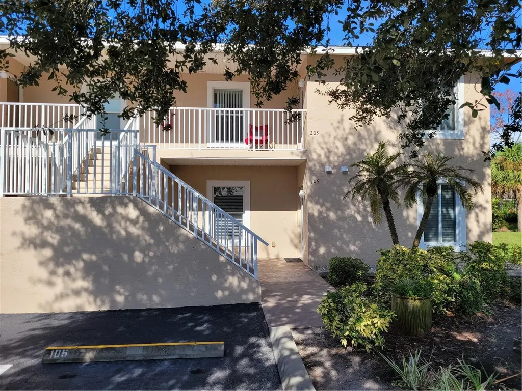 9550 Fiddlers Green Circle Rotonda West FL 33947