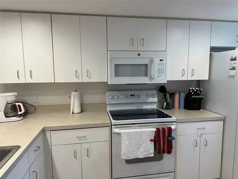 9550 Fiddlers Green Circle Rotonda West FL 33947