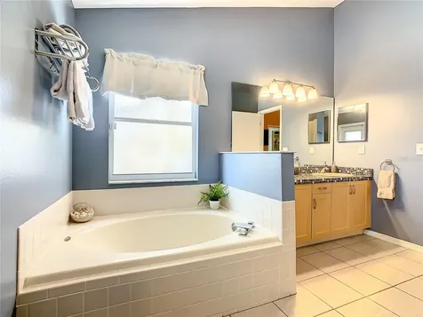 353 Montana Avenue Davenport FL 33897