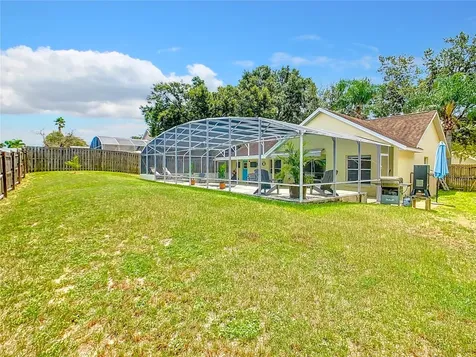 353 Montana Avenue Davenport FL 33897
