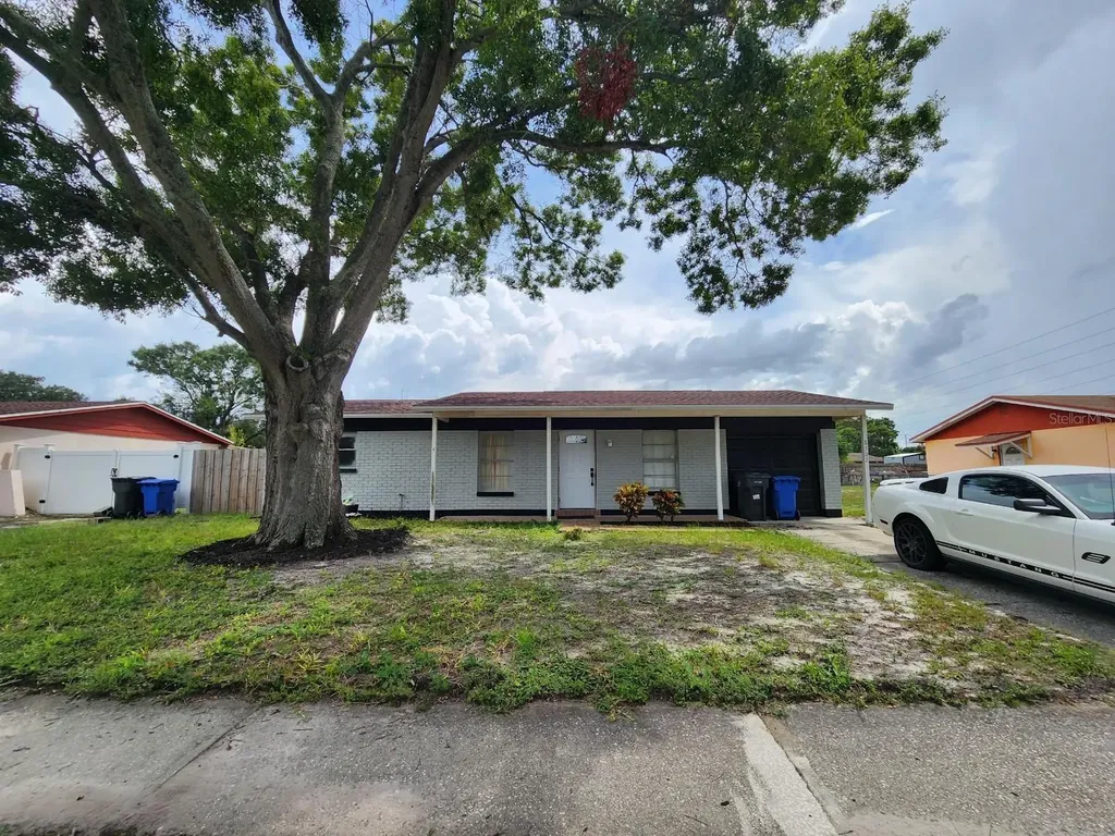 8507 Ridein Road Tampa FL 33619
