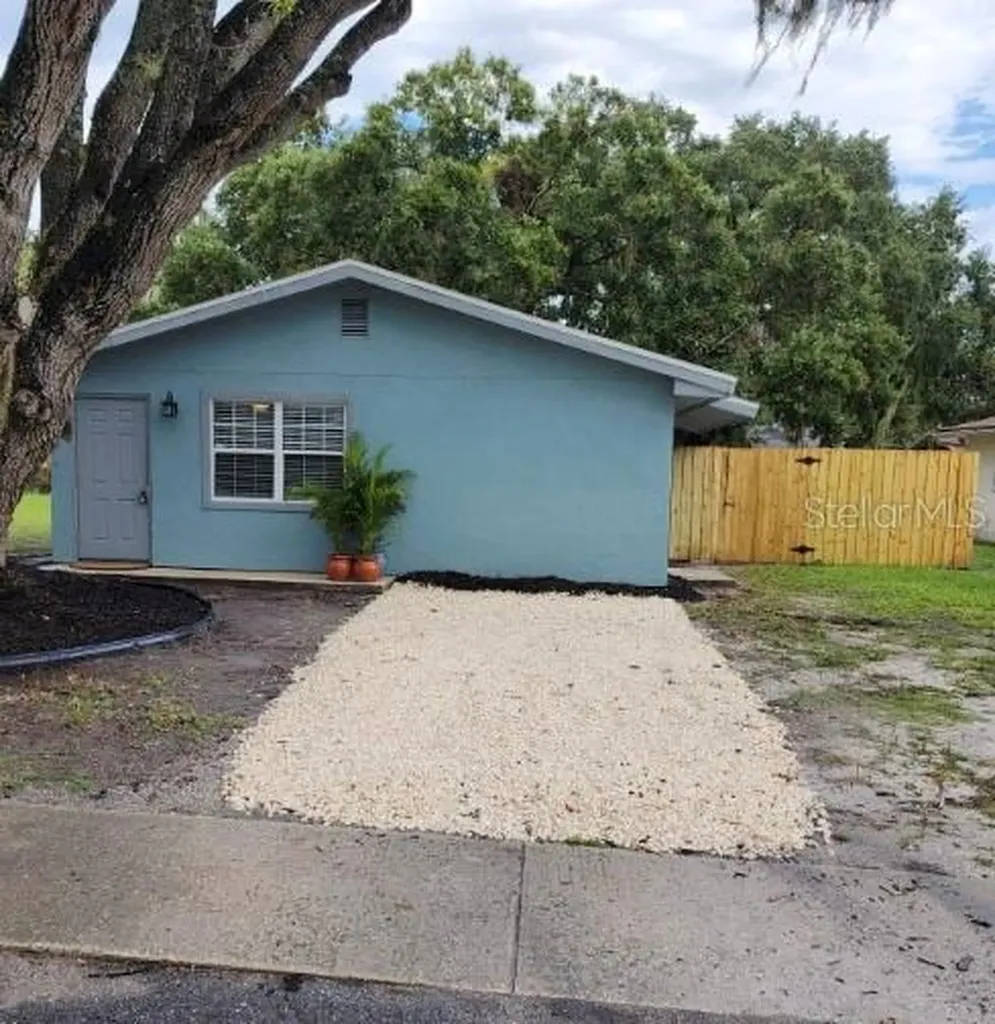 1525 14th Avenue E Bradenton FL 34208