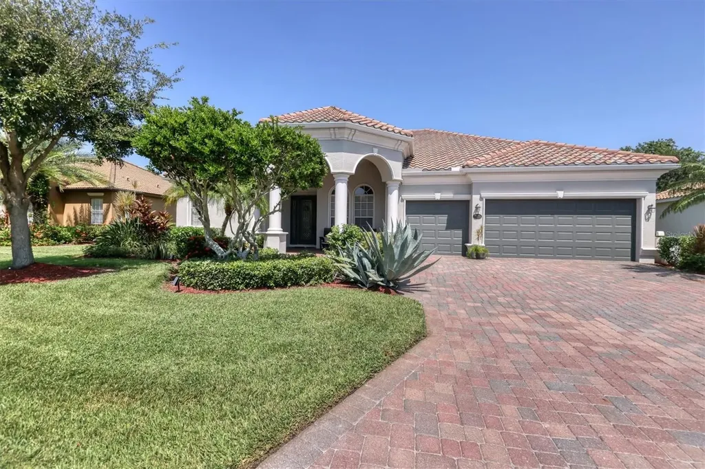 7525 Heritage Grand Place Bradenton FL 34212