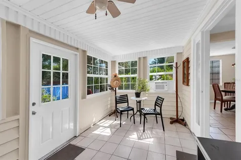 3835 39th Avenue N St Petersburg FL 33714