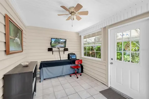 3835 39th Avenue N St Petersburg FL 33714