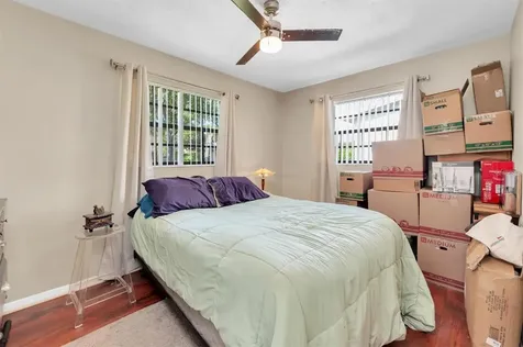 3835 39th Avenue N St Petersburg FL 33714