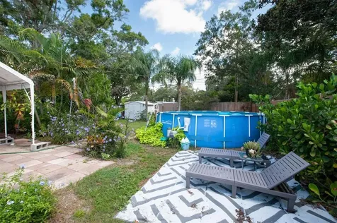3835 39th Avenue N St Petersburg FL 33714