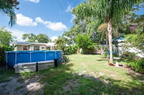 3835 39th Avenue N St Petersburg FL 33714