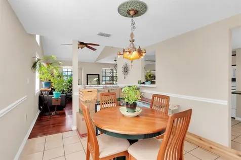 3835 39th Avenue N St Petersburg FL 33714