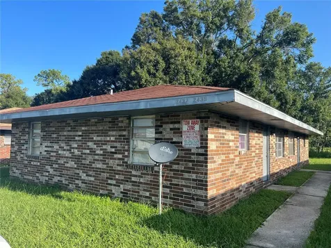 2437 Chestnut Woods Drive Lakeland FL 33815