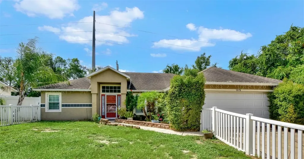 2074 S Parkton Drive Deltona FL 32725