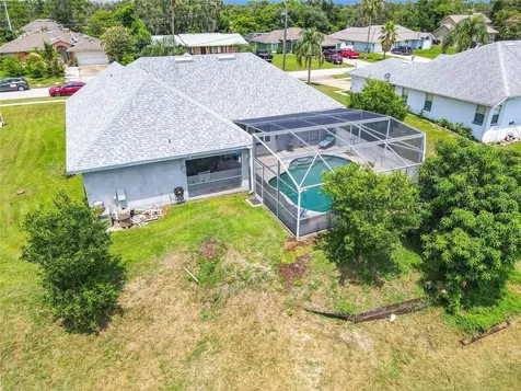 2471 Candlewick Street Deltona FL 32738