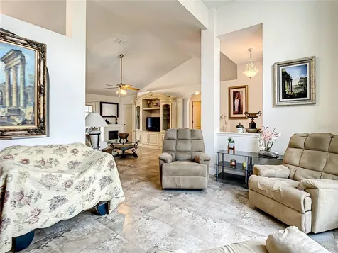 2471 Candlewick Street Deltona FL 32738