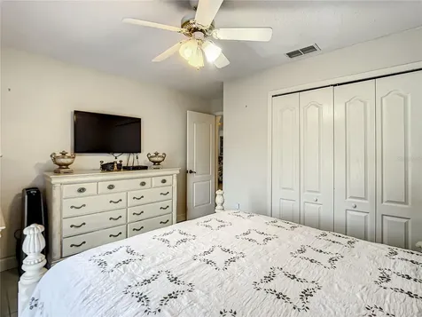 2471 Candlewick Street Deltona FL 32738
