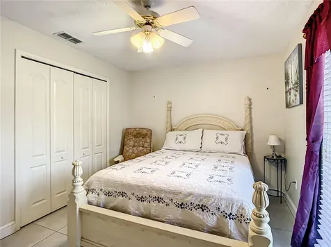 2471 Candlewick Street Deltona FL 32738