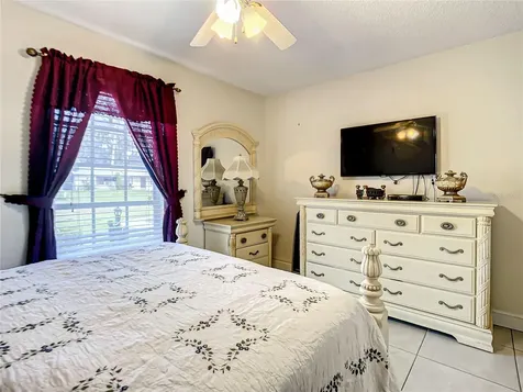 2471 Candlewick Street Deltona FL 32738