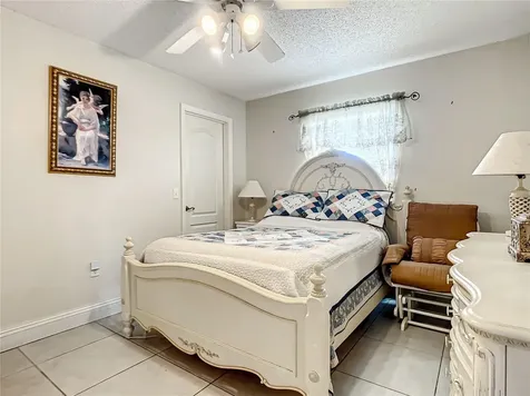 2471 Candlewick Street Deltona FL 32738
