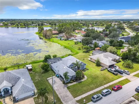 2471 Candlewick Street Deltona FL 32738