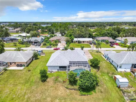 2471 Candlewick Street Deltona FL 32738