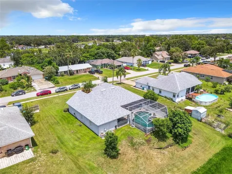 2471 Candlewick Street Deltona FL 32738