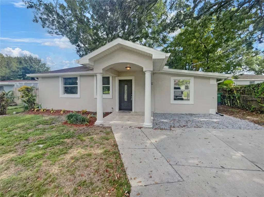 1742 W Comanche Avenue Tampa FL 33603