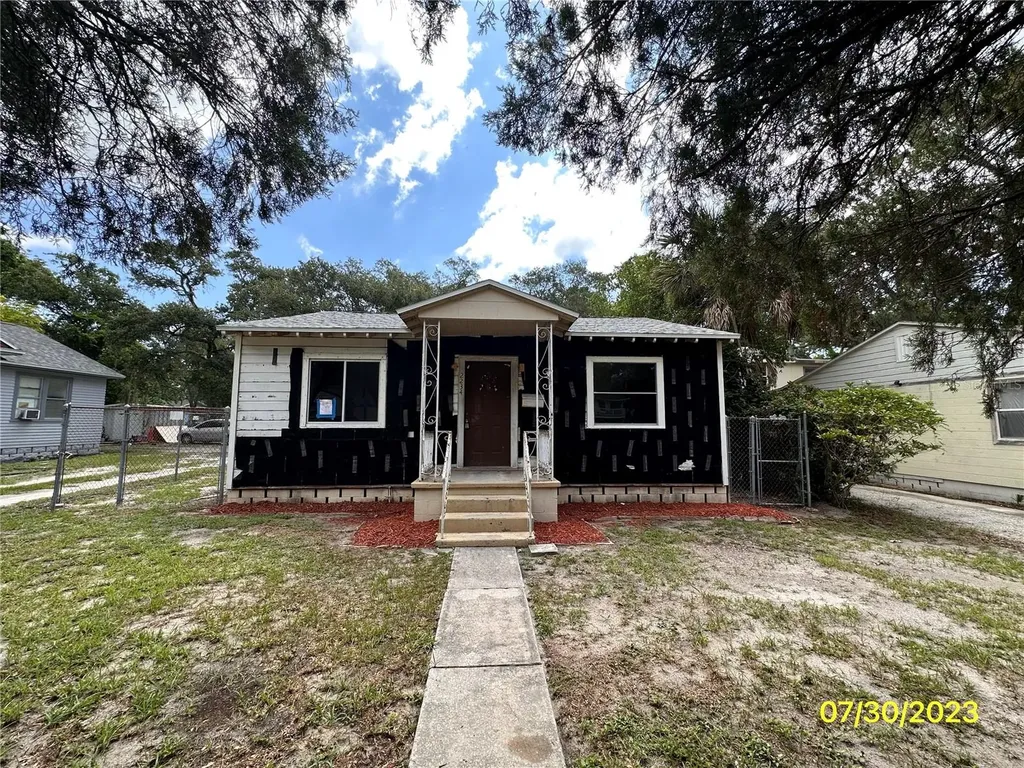 2234 Auburn Street S St Petersburg FL 33712