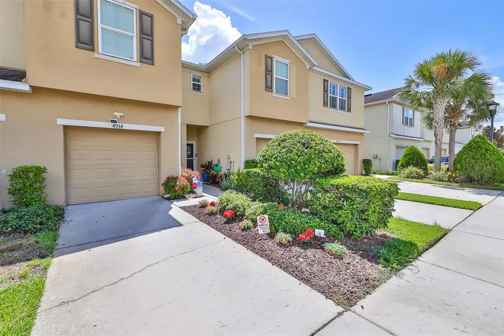 4934 White Sanderling Court Tampa FL 33619