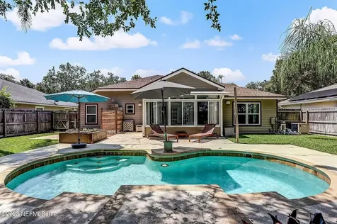 12753 Avalon Cove Drive N Jacksonville FL 32224