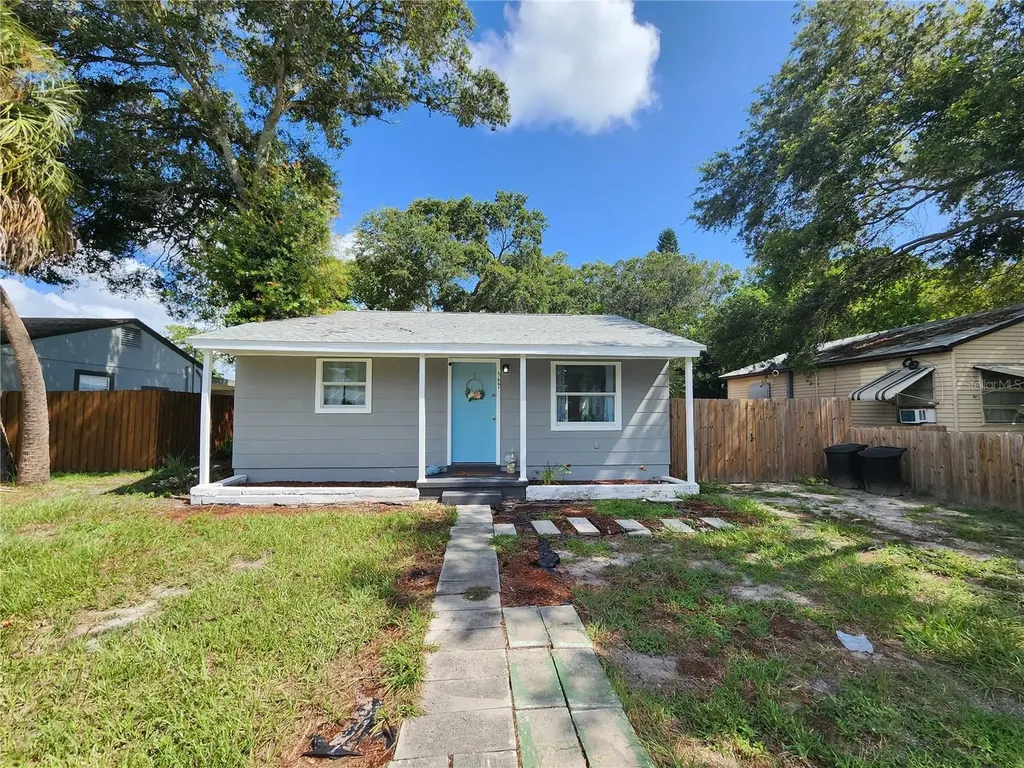 5621 12th Avenue S Gulfport FL 33707
