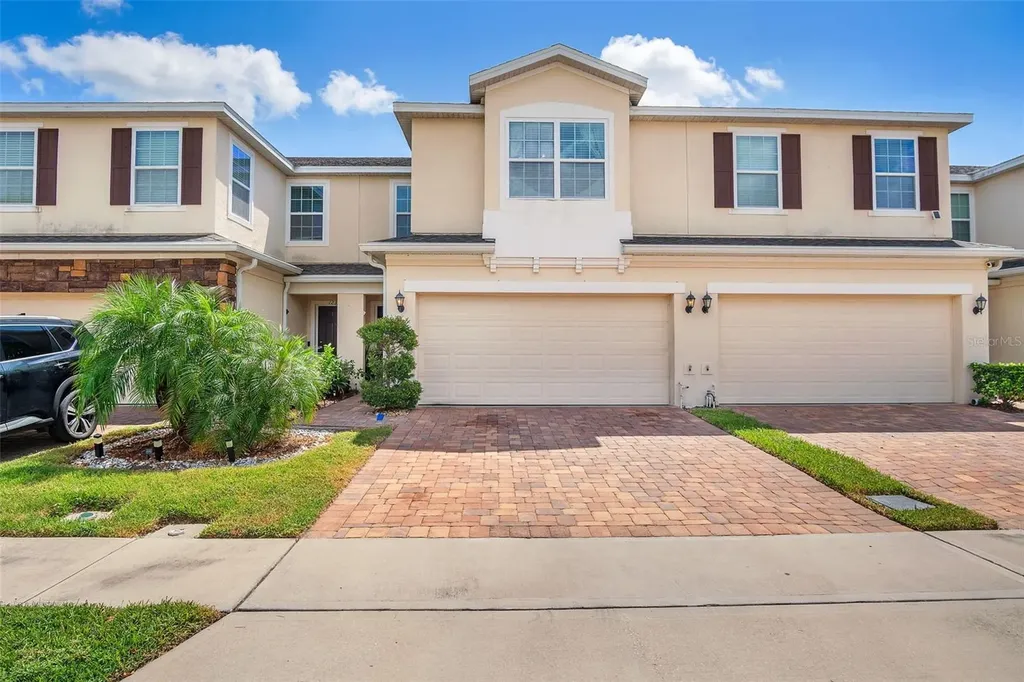 1229 Pensacola Court Kissimmee FL 34744