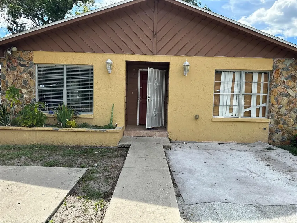 8304 El Portal Drive Tampa FL 33604