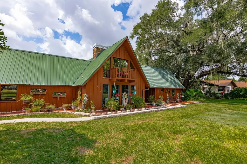 13941 Haynes Road Dover FL 33527