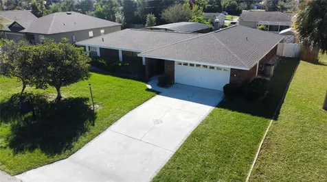 2265 Bannister Street Deltona FL 32738