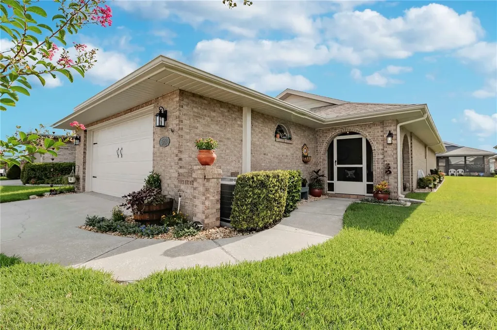 543 Grand Cayman Circle Lakeland FL 33803