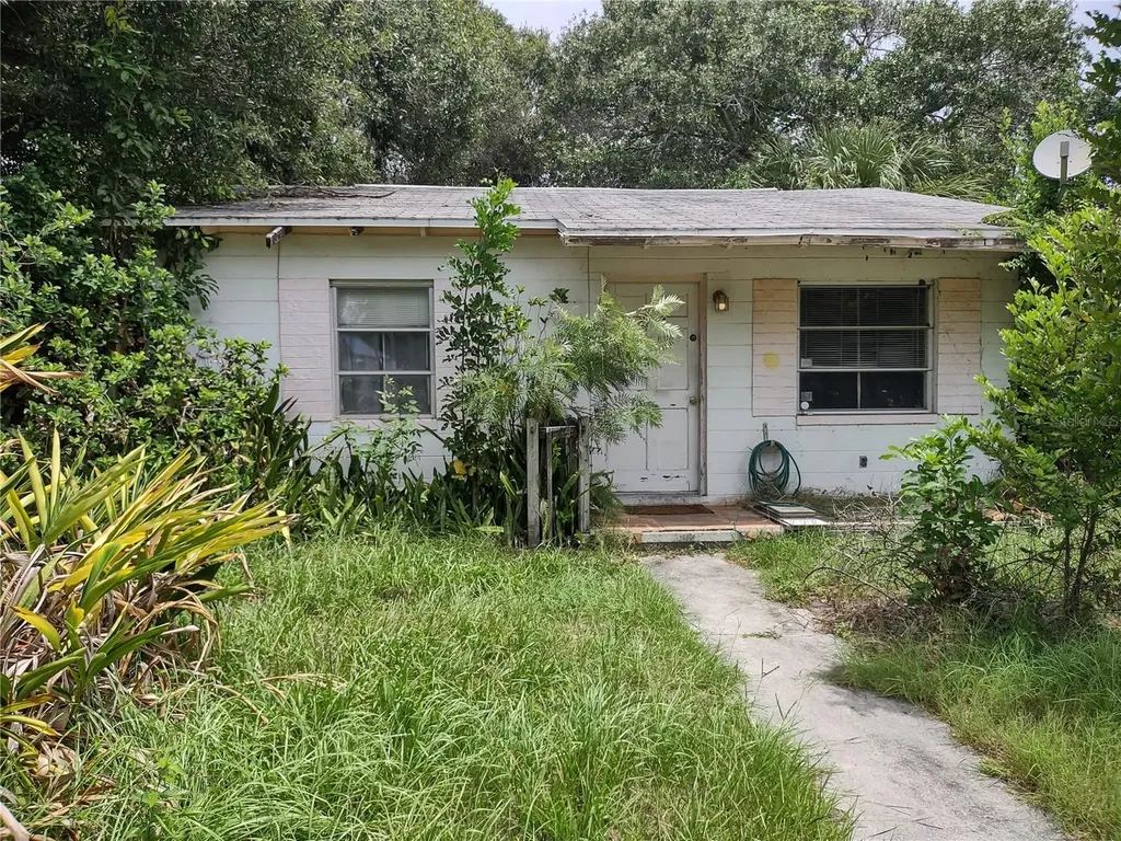 5217 Tangerine Avenue S Gulfport FL 33707