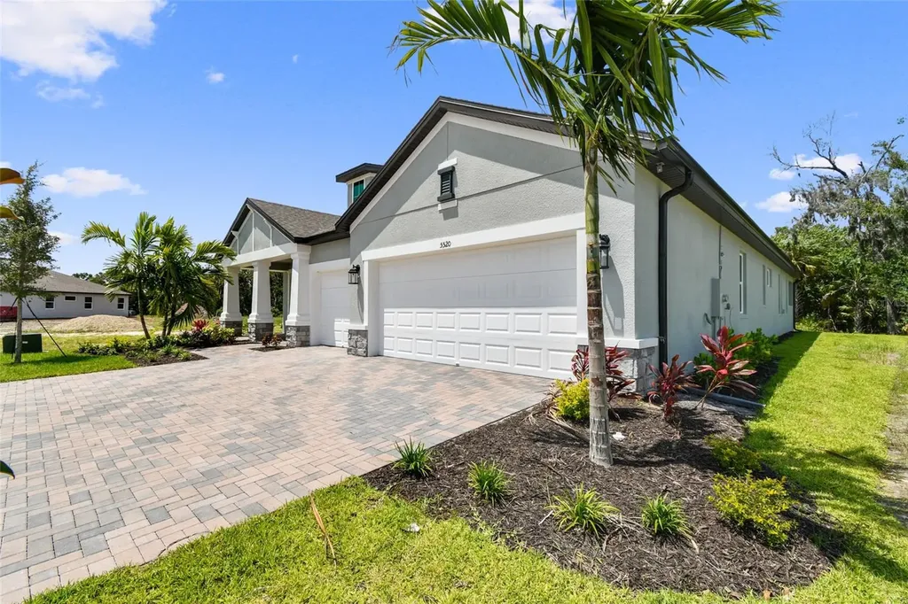 5520 Trevesta Place Palmetto FL 34221