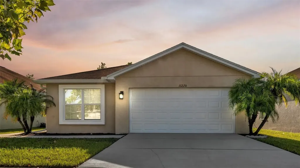 11220 Southwind Lake Drive Gibsonton FL 33534