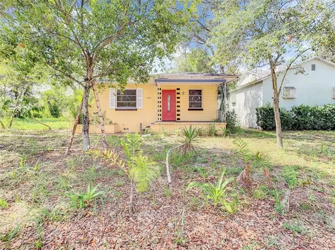 5036 22nd Avenue N St Petersburg FL 33710
