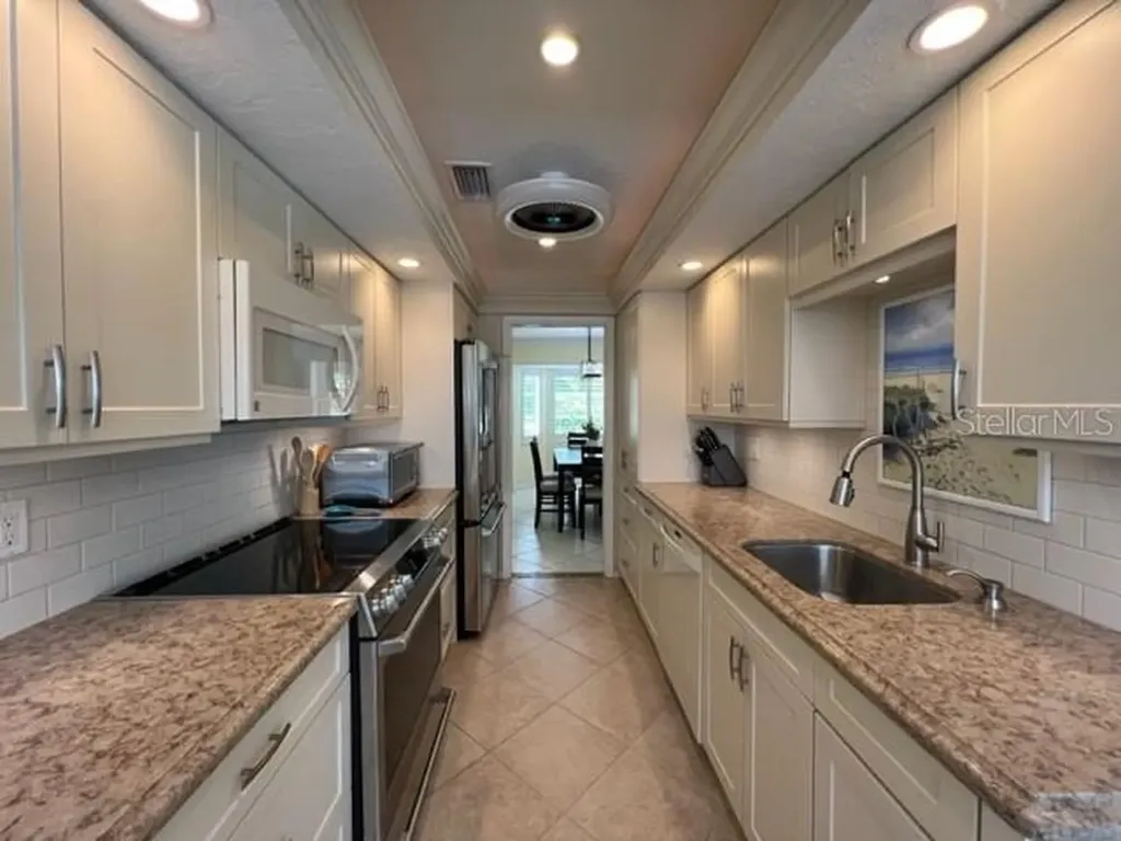 7328 Curtiss Avenue Sarasota FL 34231