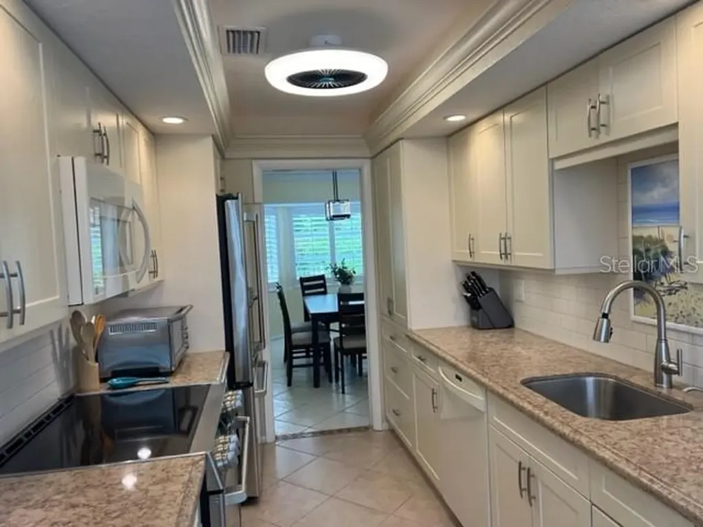7328 Curtiss Avenue Sarasota FL 34231