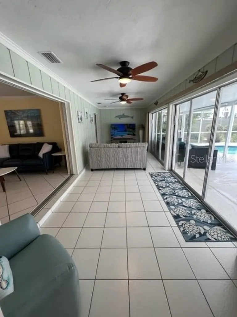 7328 Curtiss Avenue Sarasota FL 34231
