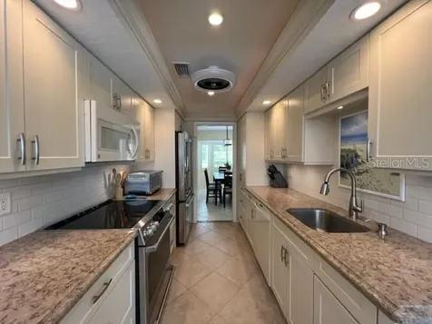 7328 Curtiss Avenue Sarasota FL 34231