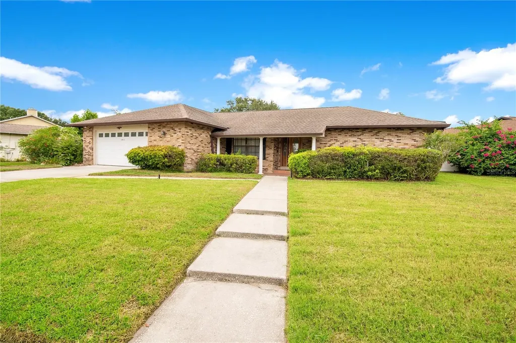 3918 Orange Lake Drive Orlando FL 32817