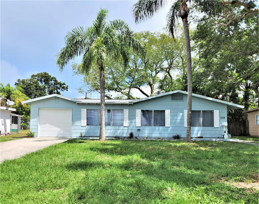 1119 60th Avenue N St Petersburg FL 33703