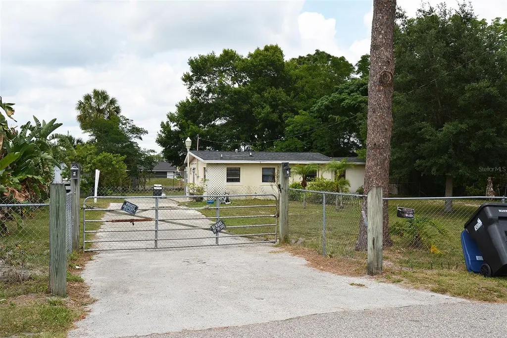 10521 Mary Lou Drive Orlando FL 32825