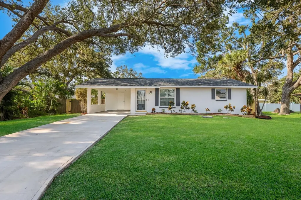 165 Dartmouth Road Venice FL 34293